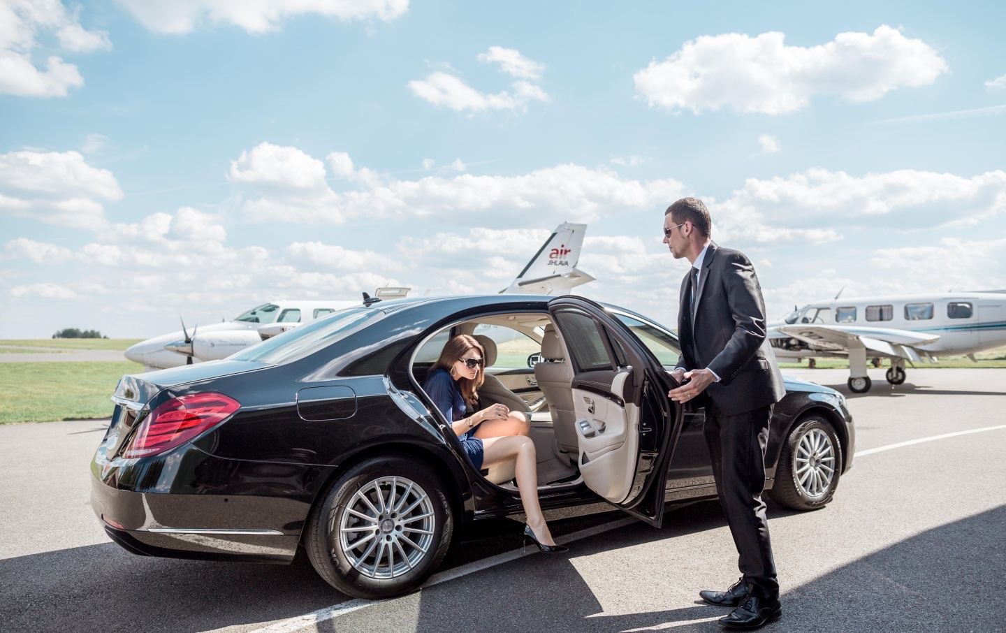 private car service in New York City and JFK or Lga Airport